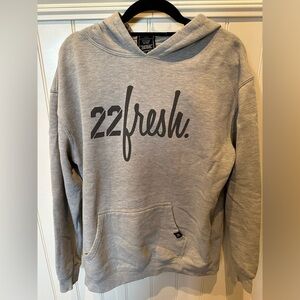 22 FRESH  Boys Size Youth XL Grey & Black Hoodie